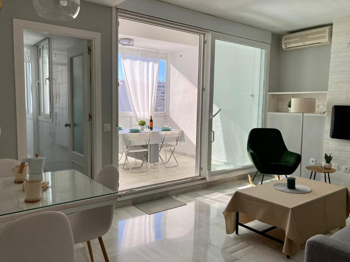Atico Valdelagrana Playa - Aire Acondicionado Y Piscina Apartamento El Puerto de Santa María Exterior foto