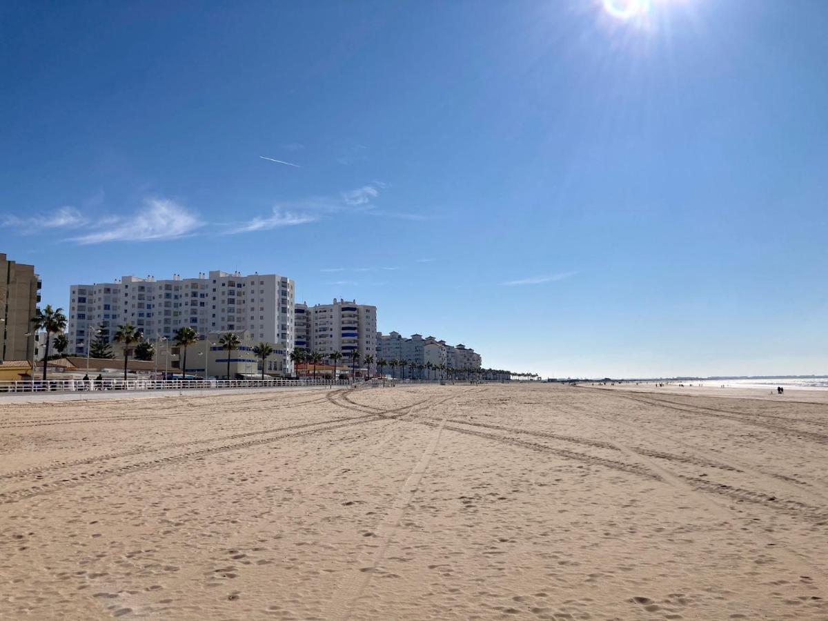 Atico Valdelagrana Playa - Aire Acondicionado Y Piscina Apartamento El Puerto de Santa María Exterior foto